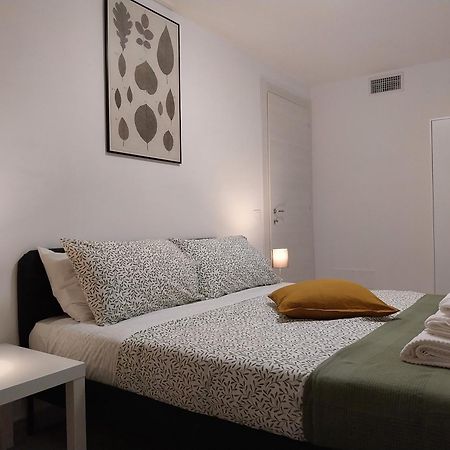 Residence La Vela 2 罗马 外观 照片